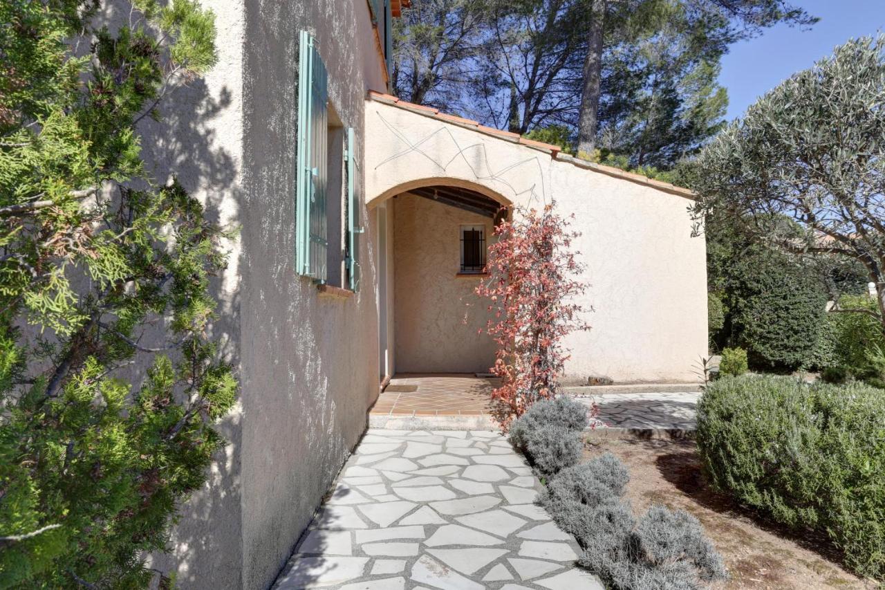 Villa 8 Pers, Climatisee, Piscine Chauffee, Un Havre De Paix Sous Les Pins Parasols Roquebrune-sur-Argens Exterior foto